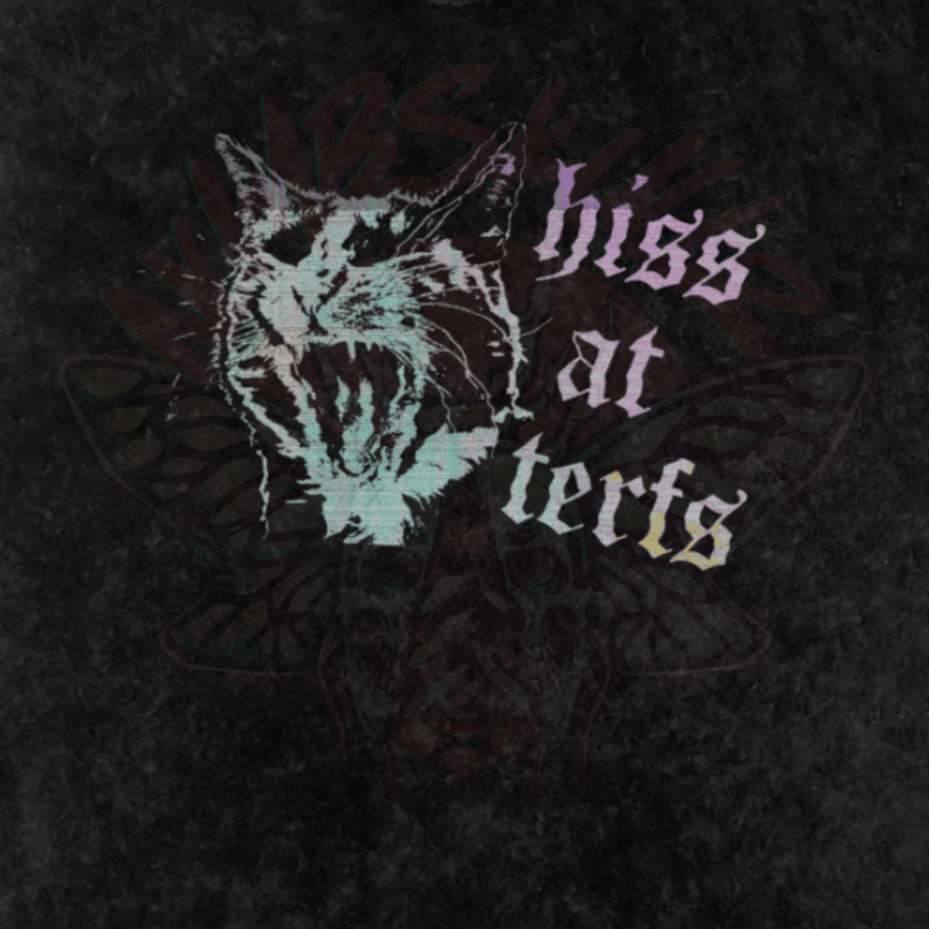 Hiss at TERFs - Snow Washed Crop Top - animal - cropped - lgbtq - NumbskullzKC